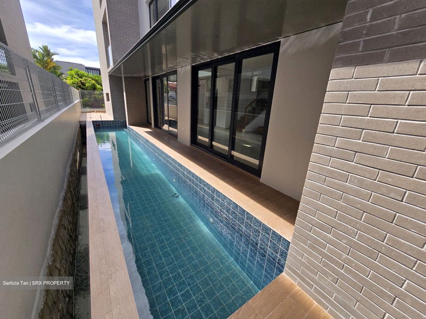Matlock Rise (D13),  #571297371